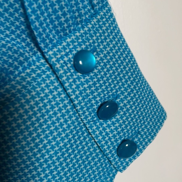 Sheer blouse with ruffle - Picture 5 of 5